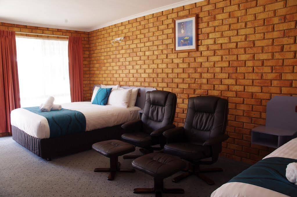 Centrepoint Motel Deniliquin Kültér fotó
